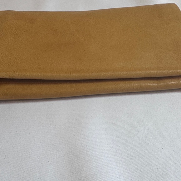 Latico Eloise Camel Leather Zip Wallet “NWT” - Picture 10 of 14